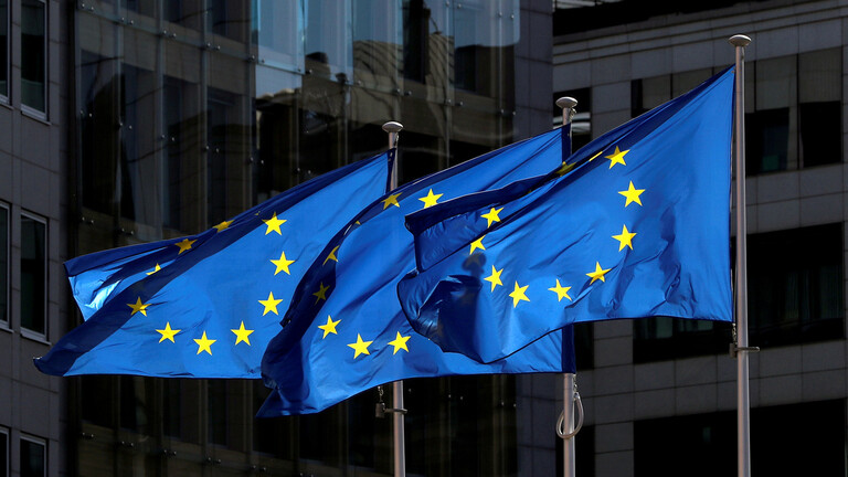 المفوضية الأوروبية تناقش "جواز السفر الأخضر"