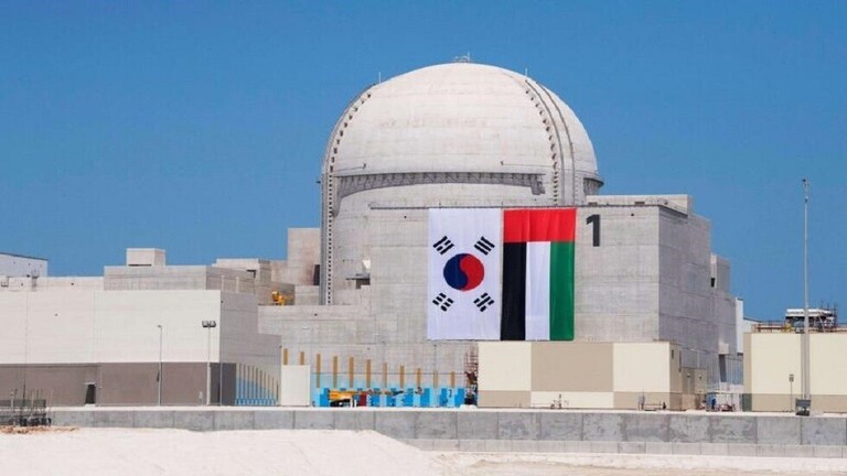 الإمارات..إكمال تحميل حزم الوقود النووي بمفاعل محطة "براكة" والبدء بمرحلة الاختبارات