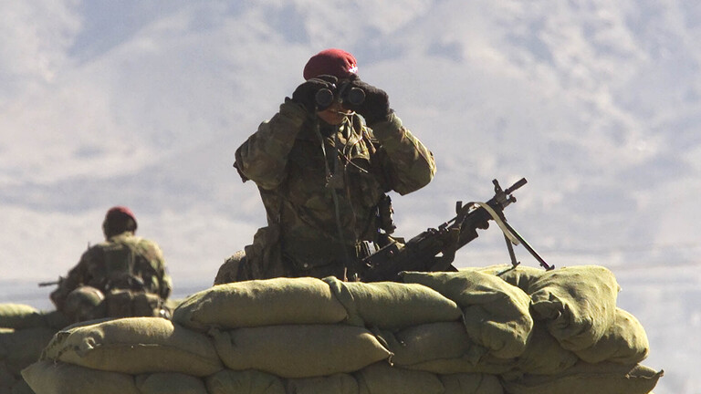 الحكومة البريطانية سترسل قوات إلى الصومال